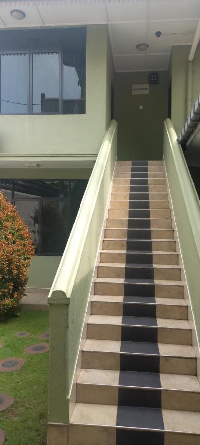 Ocean View Tourist Guest House At Negombo Beach Near The Airport Exterior foto