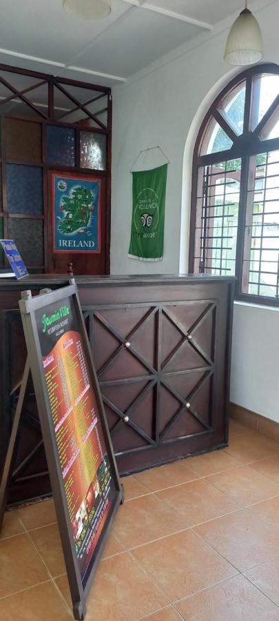 Ocean View Tourist Guest House At Negombo Beach Near The Airport Exterior foto